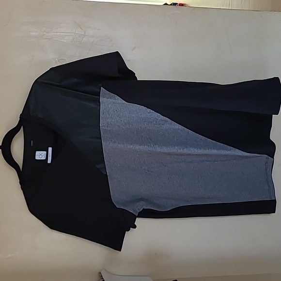 Funky Calvin Klein one T-shirt - Picture 1 of 4